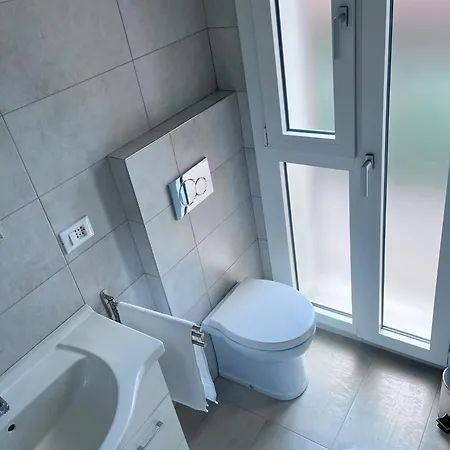 B&bononia View فندق مبيت وإفطار بولونيا